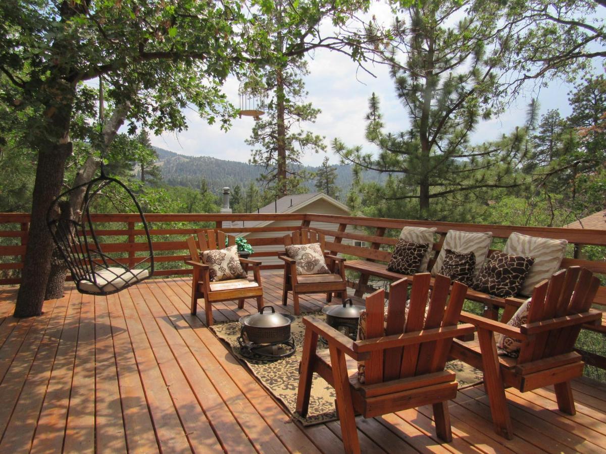 Hillside Hideaway -View Of Ski Slope From Charming Deck Биг Бэар Лейк Экстерьер фото